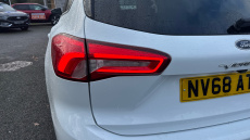 Ford Focus Vignale 1.5 EcoBoost 150 5dr Auto Petrol Estate